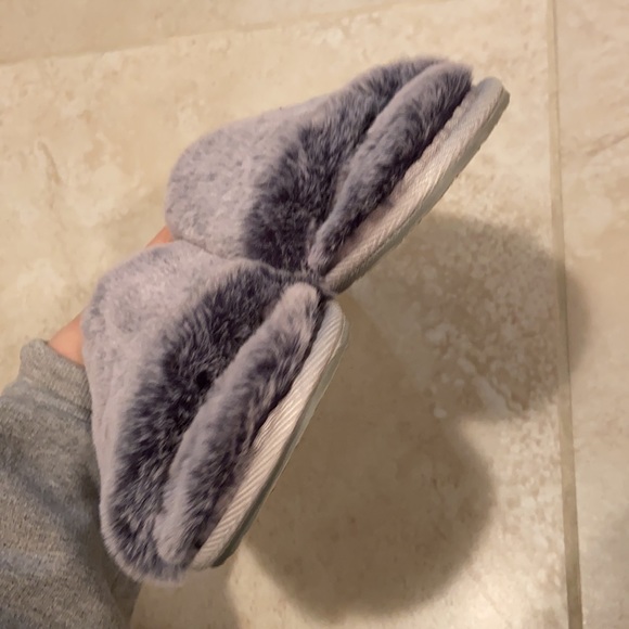 Furry Slippers - Picture 4 of 5